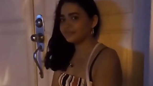 The boyfriend leaves her standing and gets fucked by a stranger is beautiful 