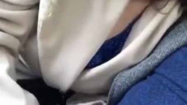 Turkish Teen Girl Blowjob in Car Sevgilisine Sakso çekiyor