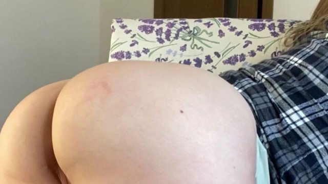 Curvy Beautiful Girl Giving Herself An Ass Massage With Oil